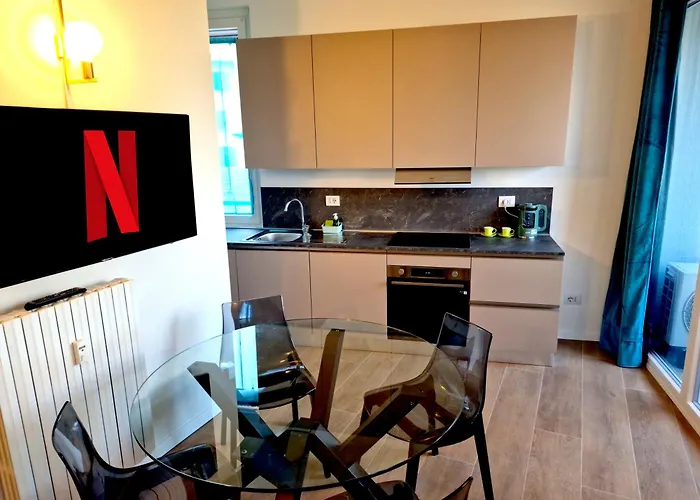 M4 Center - Design Washington - Selfcheckin - Wifi - Balcony - Milanoflats شقة