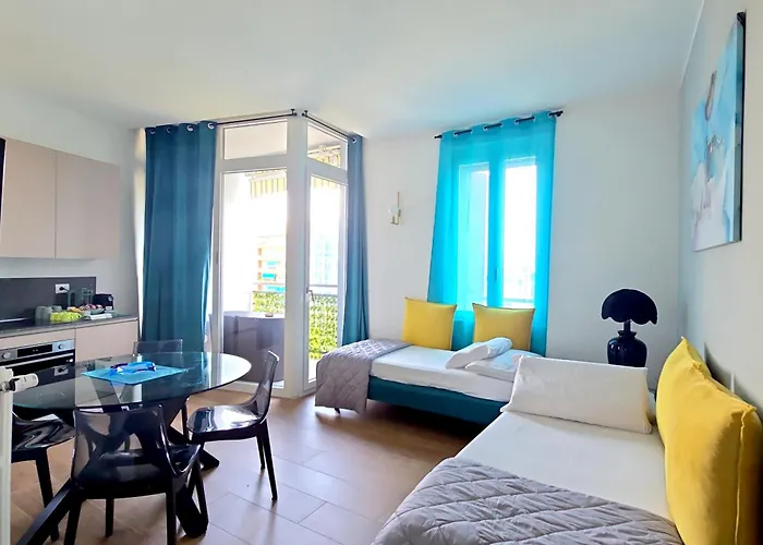 M4 Center - Design Washington - Selfcheckin - Wifi - Balcony - Milanoflats شقة ميلان